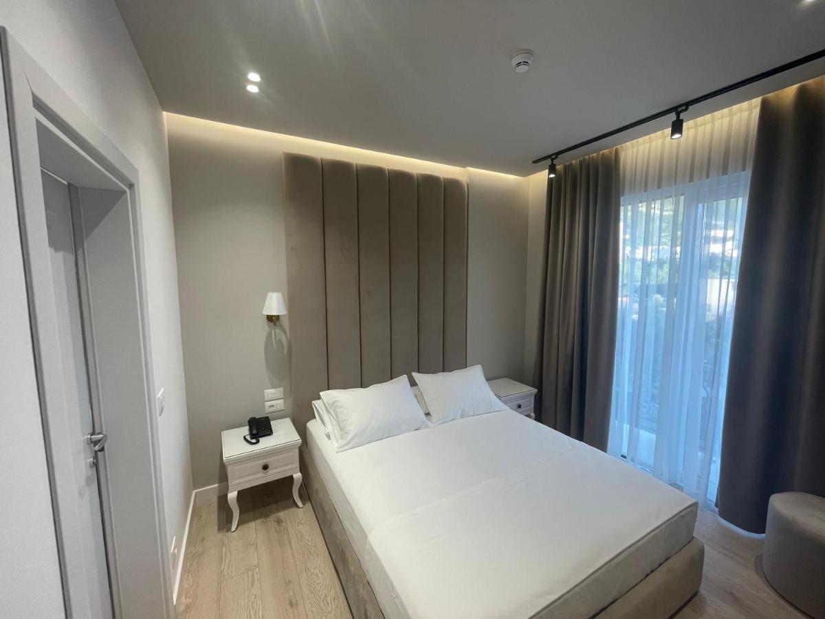 Seaside 4*